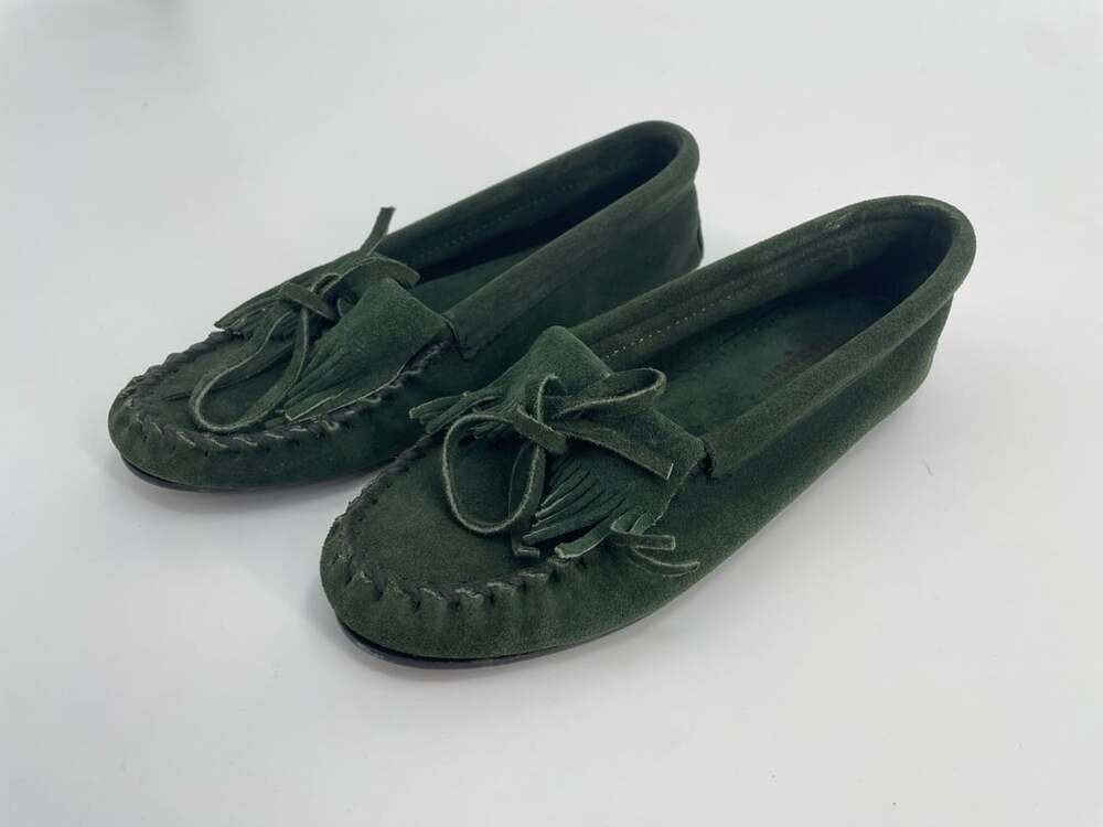 Minnetonka Kilty Suede Moccasins Green Suede Flats